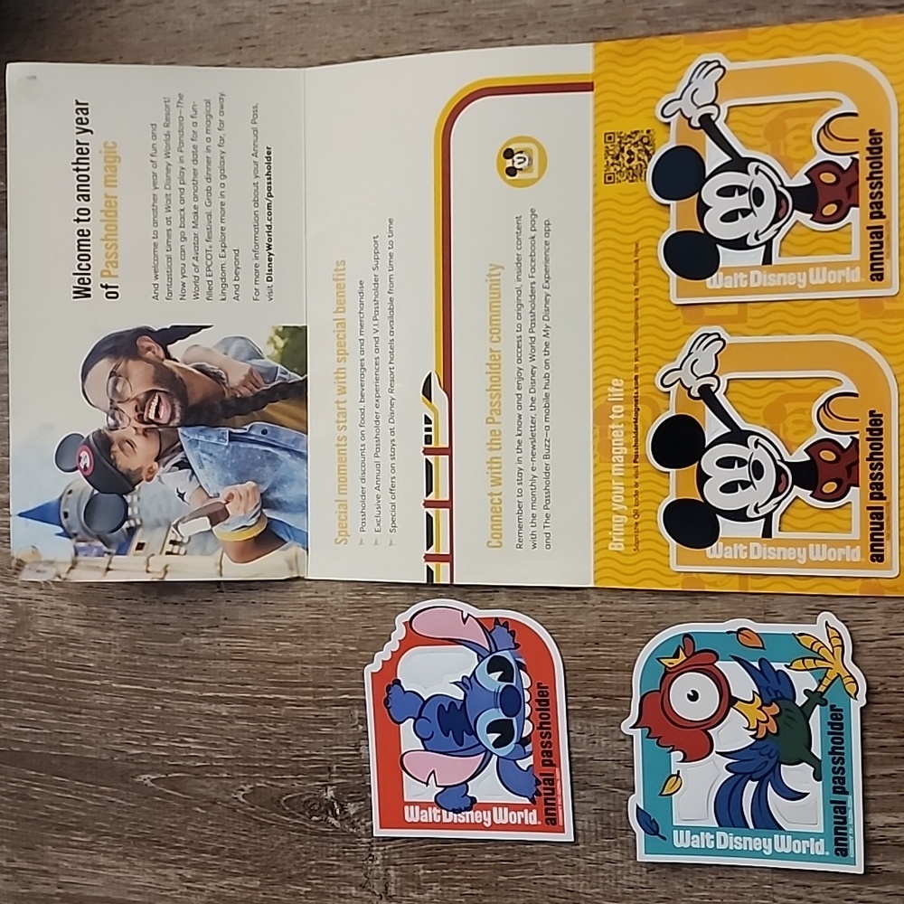 Lot of 4- WDW Disney AP Passholder Magnets- Stitch, Hei Hei, Mickey